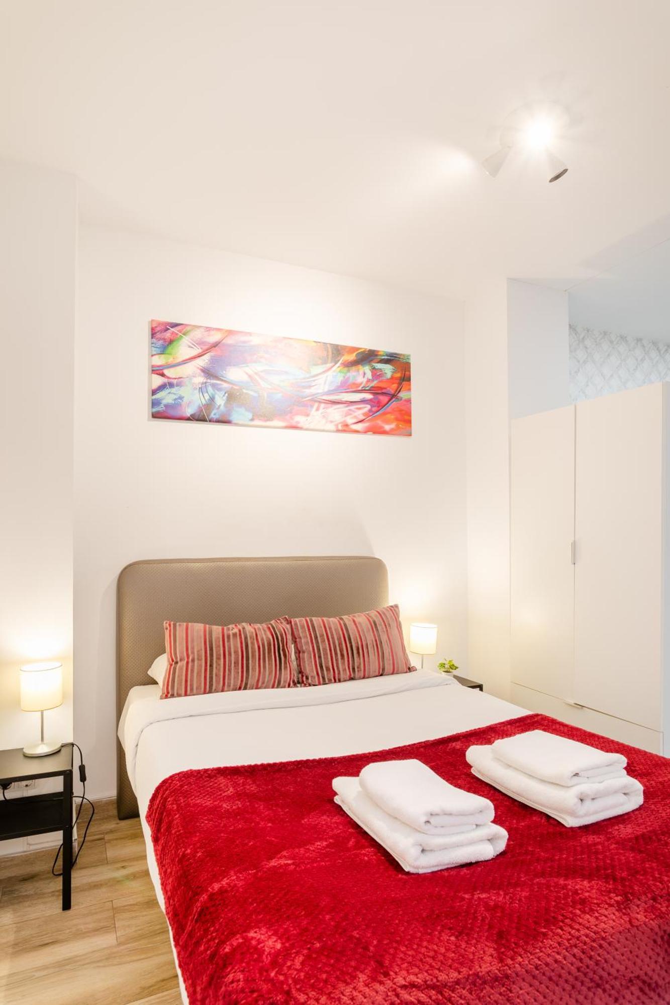 Apartamentos San Leandro, Centro Alicante Exterior foto